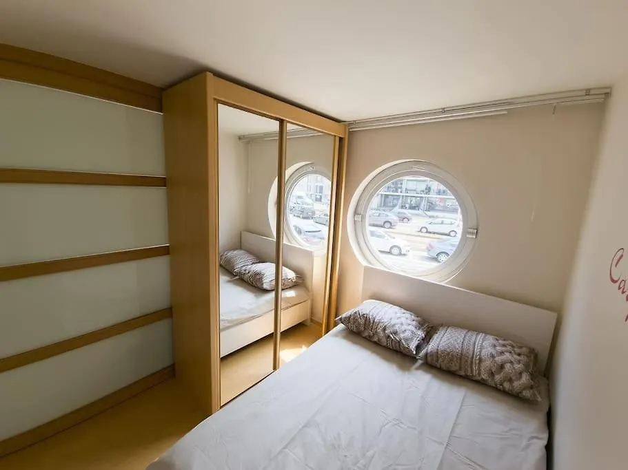 Cozy Studio With Pool Close To The Sea Ostende 0*,  Belgie