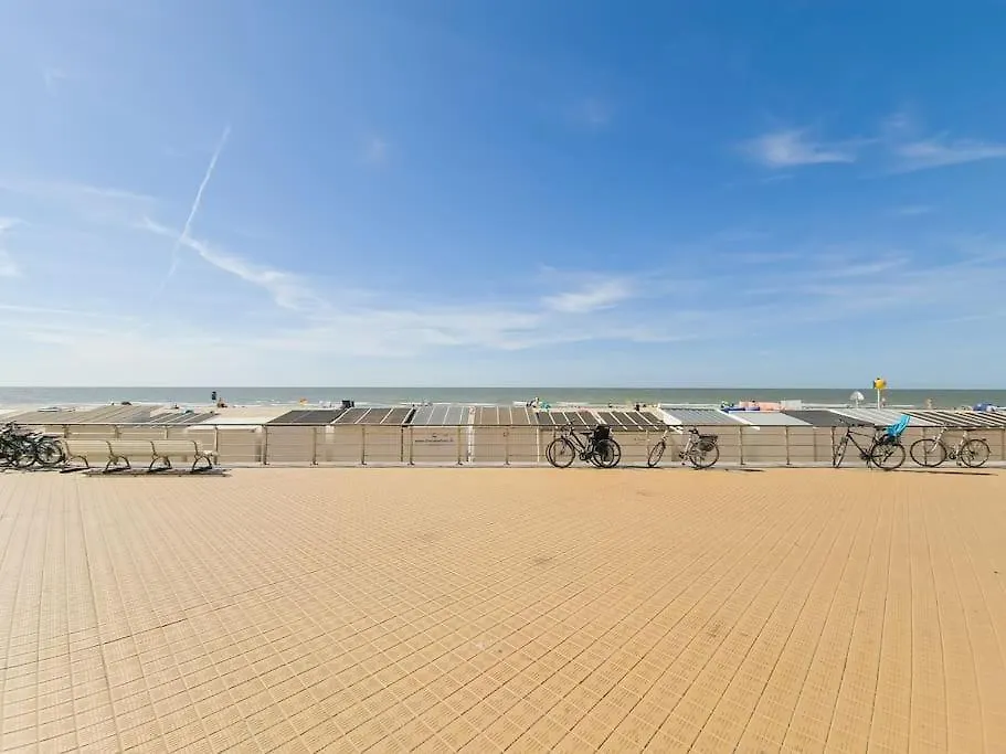 Apartment Cozy Studio With Pool Close To The Sea Ostend Belgium