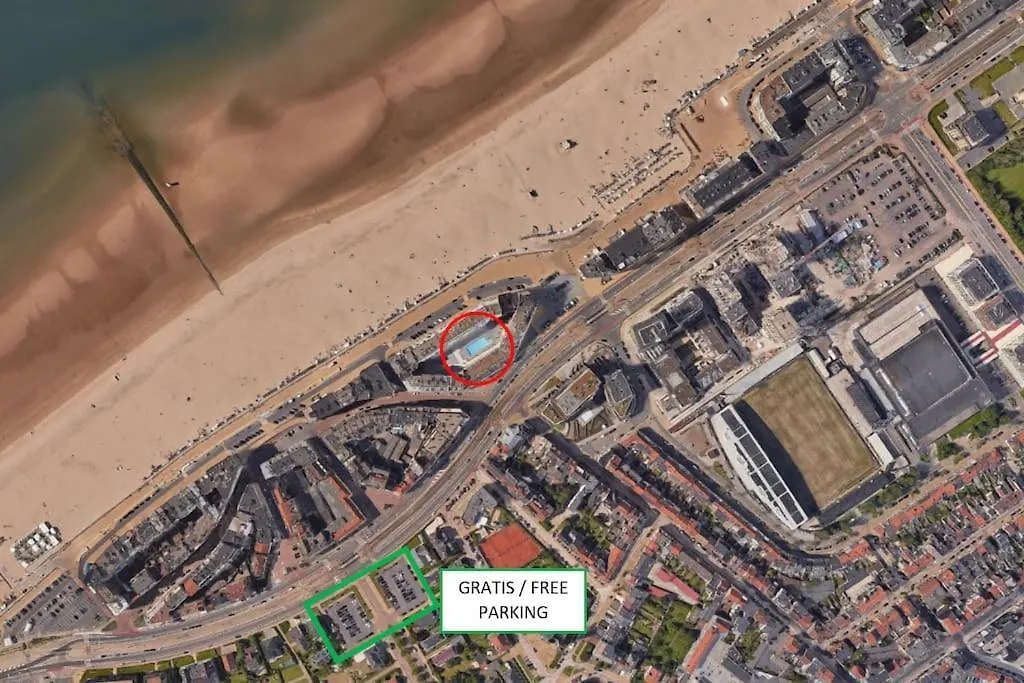 Apartmán Cozy Studio With Pool Close To The Sea Ostende